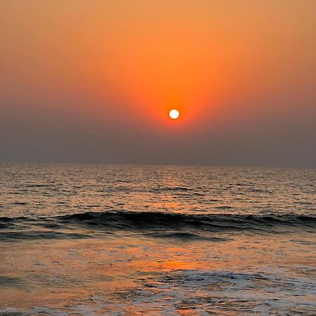 Blue Lagoon Beach Resort Gokarna  Kültér fotó
