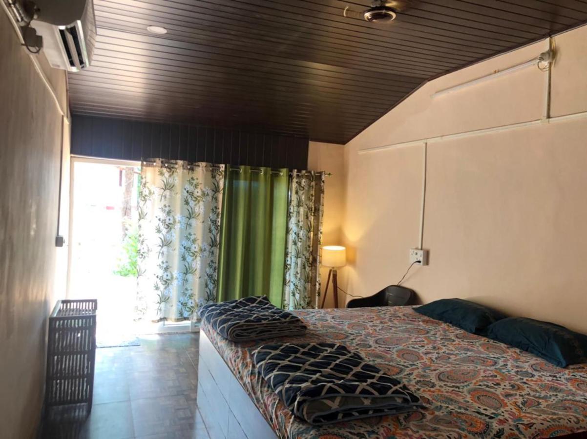 Blue Lagoon Beach Resort Gokarna  Kültér fotó